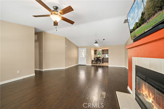 Detail Gallery Image 9 of 56 For 24285 Adams Ave, Murrieta,  CA 92562 - 4 Beds | 2 Baths