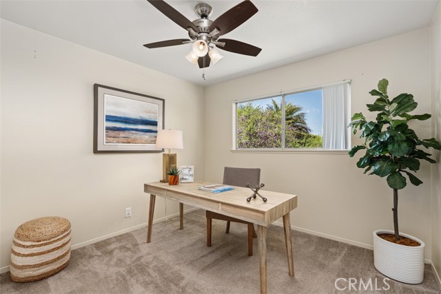 Detail Gallery Image 20 of 28 For 15921 Dundalk Ln, Huntington Beach,  CA 92647 - 4 Beds | 2 Baths