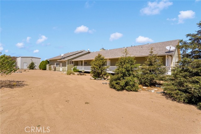 Detail Gallery Image 8 of 38 For 8875 Fremontia Rd, Oak Hills,  CA 92344 - 3 Beds | 2 Baths