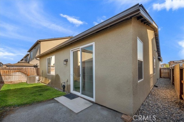 Detail Gallery Image 33 of 55 For 6125 W Willis Ave, Fresno,  CA 93723 - 2 Beds | 2 Baths