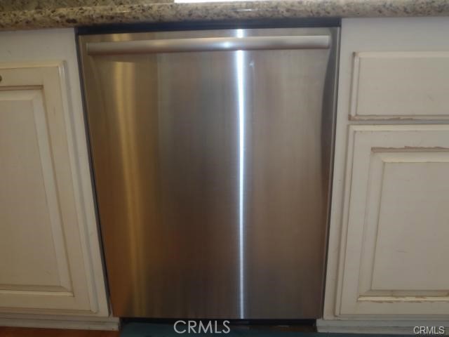 11459 Shippigan Way, Cypress CA: https://media.crmls.org/medias/cd25769d-2dce-44c2-840a-828ad6253292.jpg