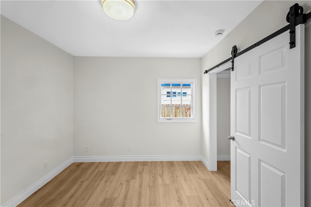 MLS #OC25259836 image #23