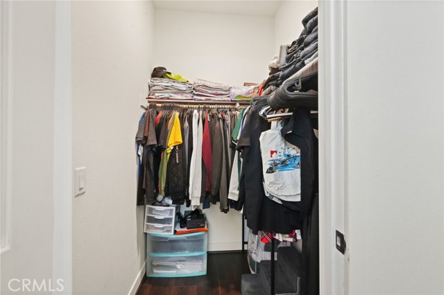 Detail Gallery Image 35 of 42 For 12827 W Hemingway Dr, San Fernando,  CA 91340 - 4 Beds | 2/1 Baths