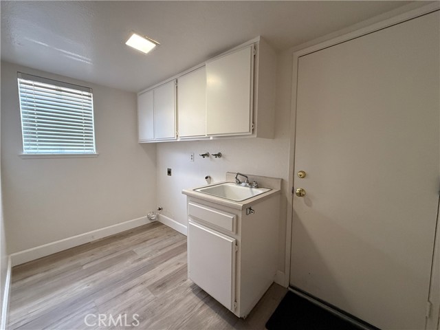 Detail Gallery Image 11 of 14 For 1435 Highpoint St, Upland,  CA 91784 - 4 Beds | 3 Baths