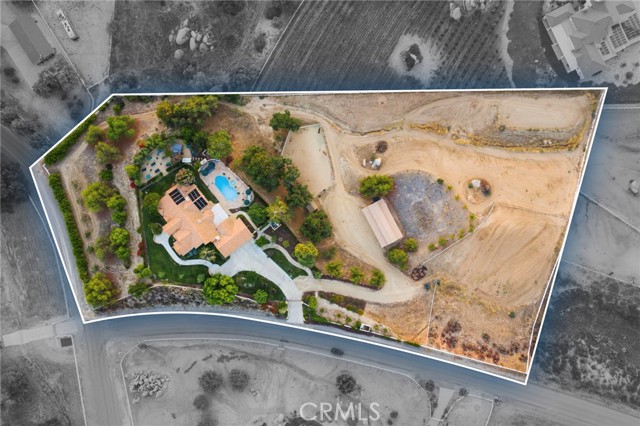 40765 Rica Drive, Temecula CA: https://media.crmls.org/medias/cd276eef-d10d-4e3a-95e1-679f5bcc31cf.jpg
