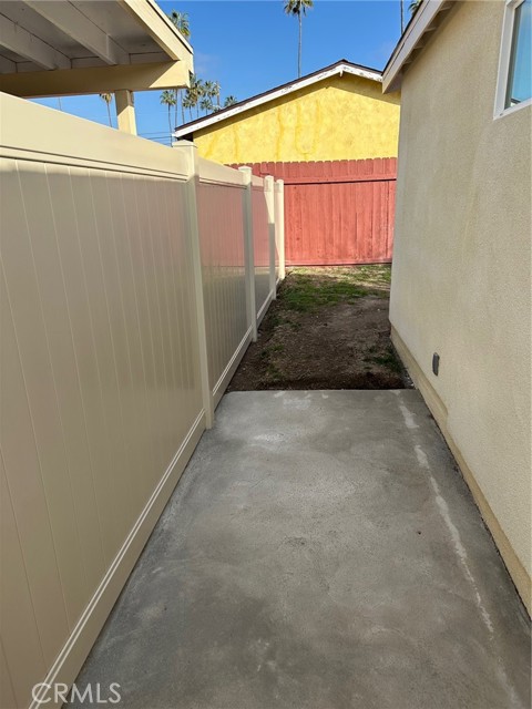 Detail Gallery Image 8 of 10 For 5335 Edna St, Los Angeles,  CA 90032 - 0 Beds | 1 Baths