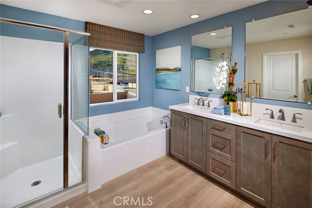 Detail Gallery Image 10 of 18 For 29610 Woodcreek Trl, Winchester,  CA 92596 - 5 Beds | 4 Baths