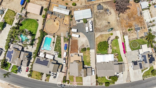 3622 Broken Twig Drive, Norco CA: https://media.crmls.org/medias/cd2a9b2e-e5c6-4c22-af57-e7ed53c2104f.jpg