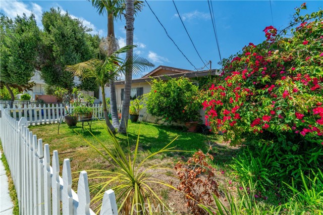 Detail Gallery Image 8 of 21 For 2015 Perry Avenue, Redondo Beach,  CA 90278 - – Beds | – Baths
