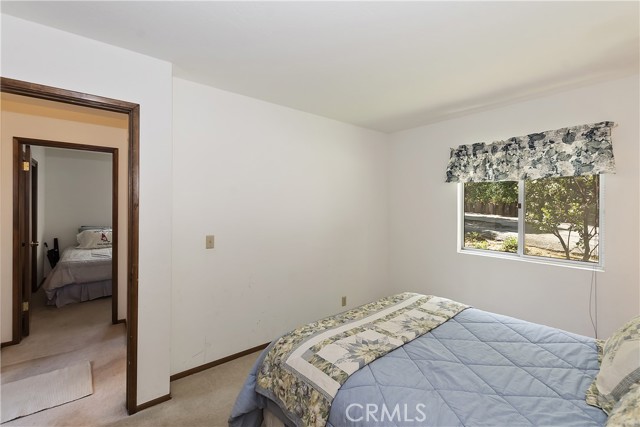 Detail Gallery Image 17 of 36 For 1096 Nadelhorn Dr, Lake Arrowhead,  CA 92352 - 3 Beds | 3 Baths