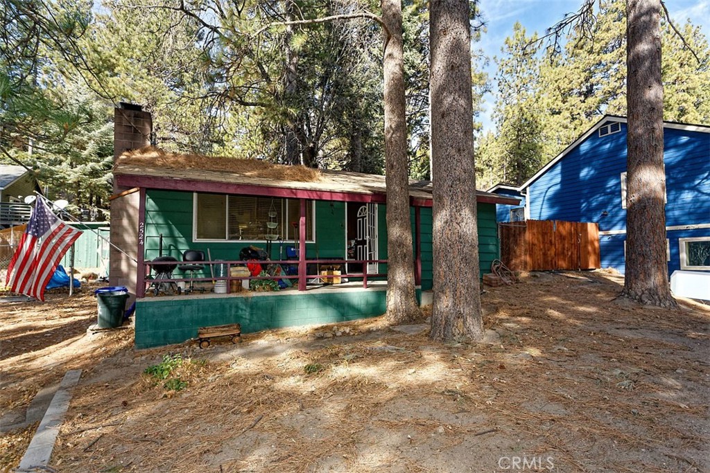 2524 Spring Drive