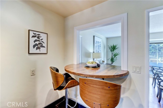 Detail Gallery Image 15 of 34 For 102 Lime Ave #8,  Long Beach,  CA 90802 - 1 Beds | 1 Baths