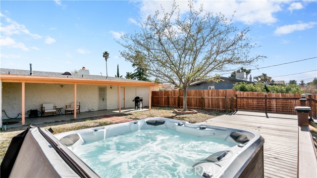 57966 El Dorado Drive, Yucca Valley CA: https://media.crmls.org/medias/cd2bfa4a-daeb-4953-9274-5cbd311a4b5f.jpg