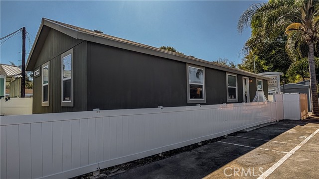 Front Image Thumbnail for CRPW26194071