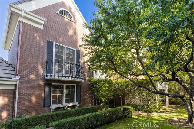 Drew Fenton | 12386 Ridge Circle Los Angeles CA | MLS: 7461682