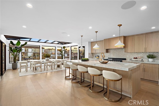 Detail Gallery Image 18 of 57 For 16471 Barnstable, Huntington Beach,  CA 92649 - 5 Beds | 5/1 Baths