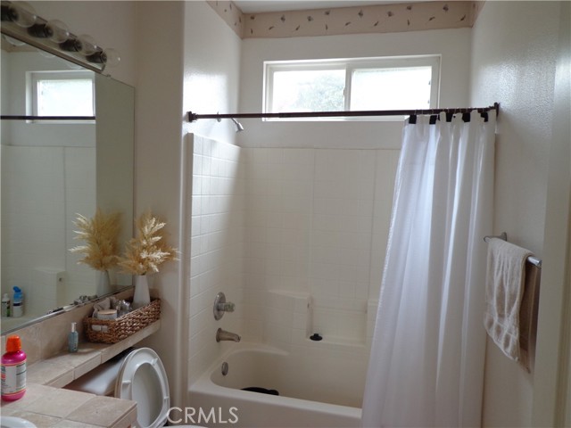 Image 7 of 38 For 31553 Sagecrest Drive