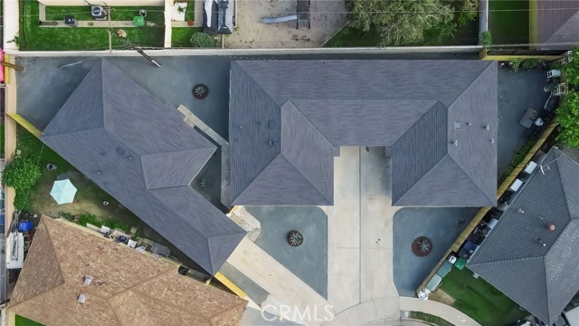 217 E 221st, Carson CA: https://media.crmls.org/medias/cd2e9b1e-c70f-41f4-9736-87a635144132.jpg