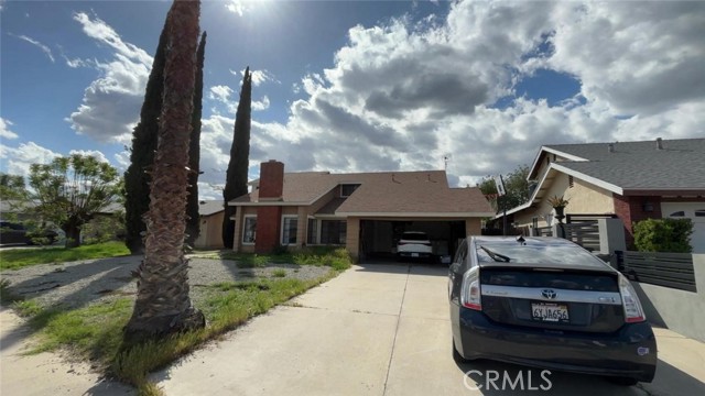 12201 Zinnia Street, Moreno Valley CA: https://media.crmls.org/medias/cd2ea14a-5975-4ffb-9627-568f00efc681.jpg