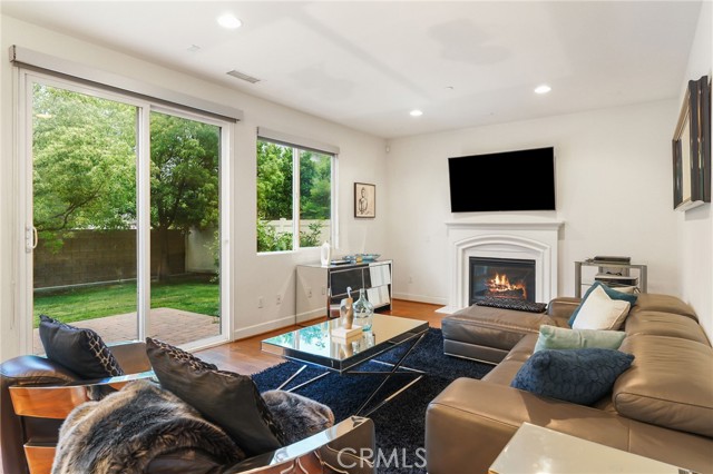 18141 Topham Street, Tarzana CA: https://media.crmls.org/medias/cd2ed2c1-0f7b-4383-bd0f-b5a4d02fcea4.jpg