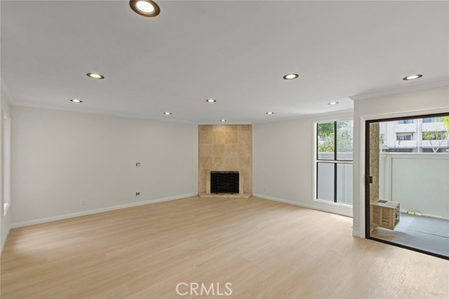 Detail Gallery Image 11 of 31 For 10521 National Bld #101,  Los Angeles,  CA 90034 - 2 Beds | 2 Baths