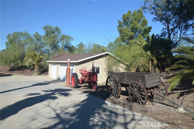 Detail Gallery Image 3 of 35 For 34100 Sugar Loaf, Nuevo,  CA 92567 - 3 Beds | 3 Baths