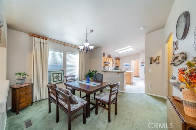 Detail Gallery Image 10 of 52 For 22241 Nisqually Rd #71,  Apple Valley,  CA 92308 - 3 Beds | 2 Baths