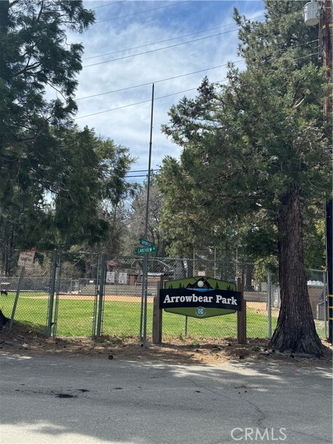 2440 Spruce Drive, Arrowbear CA: https://media.crmls.org/medias/cd2f7dd7-9a51-44f4-9c33-a0c0f6b6da89.jpg