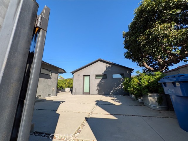 Detail Gallery Image 2 of 20 For 6521 W 87th St, Westchester,  CA 90045 - 1 Beds | 1 Baths