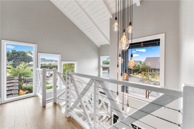 Detail Gallery Image 23 of 61 For 5522 Mossvale Cir, Huntington Beach,  CA 92649 - 4 Beds | 3 Baths