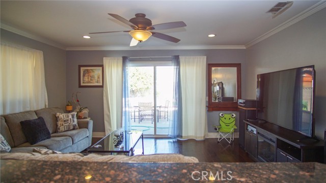 Detail Gallery Image 9 of 48 For 911 E Evergreen Ave, Santa Maria,  CA 93454 - 4 Beds | 2 Baths
