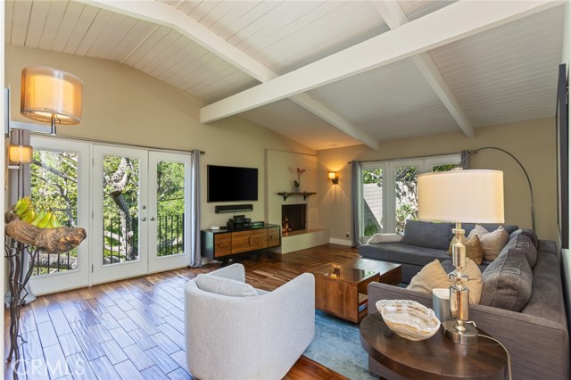 Detail Gallery Image 20 of 60 For 11922 Sunshine Ter, Studio City,  CA 91604 - 3 Beds | 2 Baths