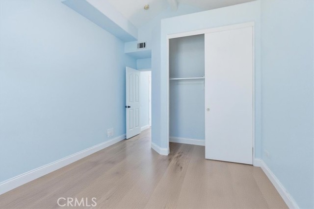 Detail Gallery Image 38 of 48 For 298 Saint Thomas, Oak Park,  CA 91377 - 5 Beds | 3 Baths