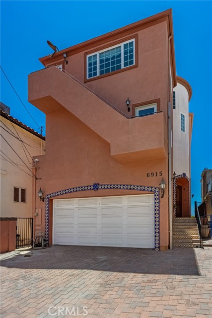 6915 E Seaside, Long Beach CA: https://media.crmls.org/medias/cd31a5ba-59be-4ac4-95c0-a9e278048b87.jpg