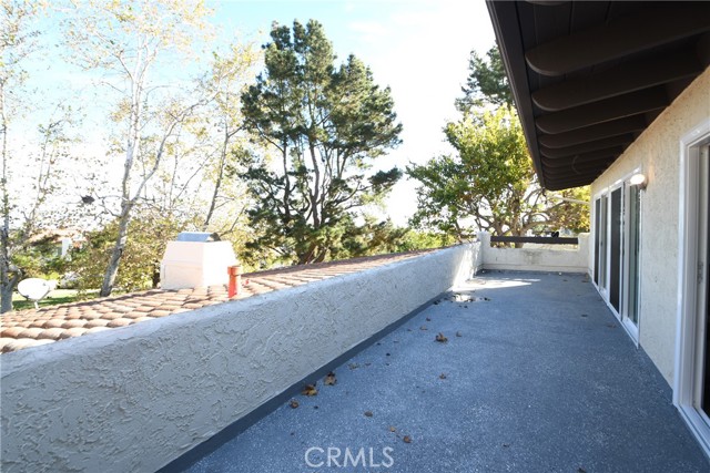 35 Sycamore Lane, Rolling Hills Estates, California 90274, 2 Bedrooms Bedrooms, ,1 BathroomBathrooms,Residential,Sold,Sycamore,PV22230588
