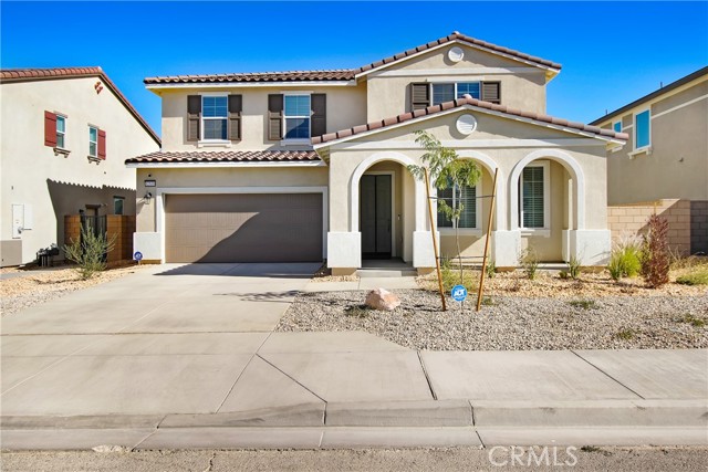 Detail Gallery Image 1 of 20 For 12535 Dartola St., Victorville,  CA 92392 - 5 Beds | 3 Baths