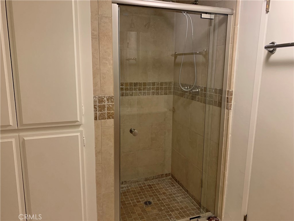 https://media.crmls.org/medias/cd32f3a4-037a-4ba4-980c-697c449124b7.jpg?preset=X-Large