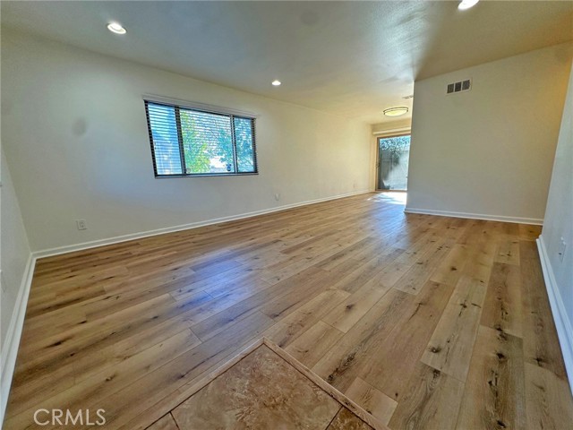 Detail Gallery Image 3 of 17 For 1365 Lafayette Rd a,  Claremont,  CA 91711 - 2 Beds | 1 Baths