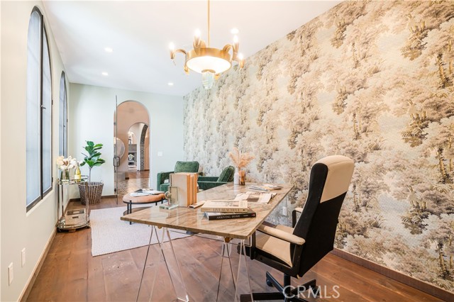 Detail Gallery Image 19 of 54 For 6451 Chesebro Rd, Agoura Hills,  CA 91301 - 6 Beds | 6/1 Baths