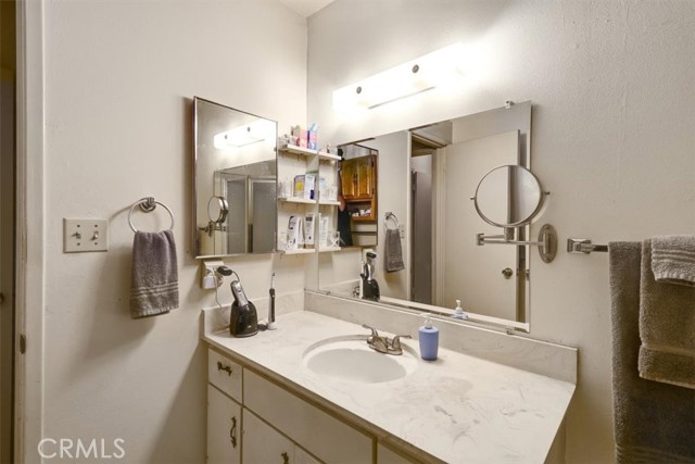 Detail Gallery Image 18 of 40 For 2026 E Santa Clara Ave #C3,  Santa Ana,  CA 92705 - 2 Beds | 2 Baths