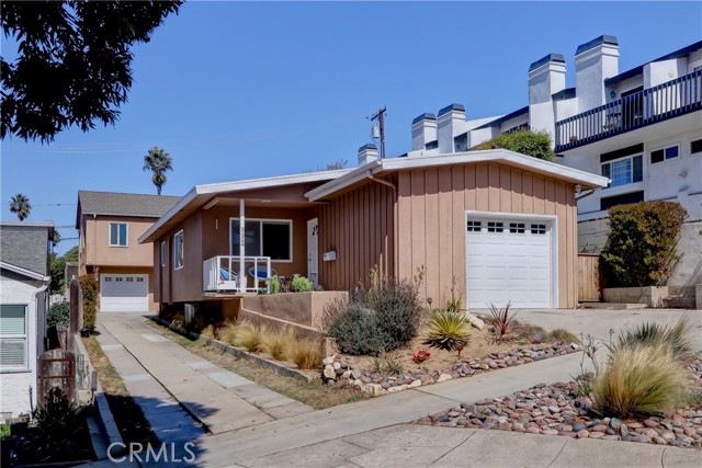 527 Avenue A, Redondo Beach, California 90277, 4 Bedrooms Bedrooms, ,2 BathroomsBathrooms,Residential,Sold,Avenue A,SB22129823