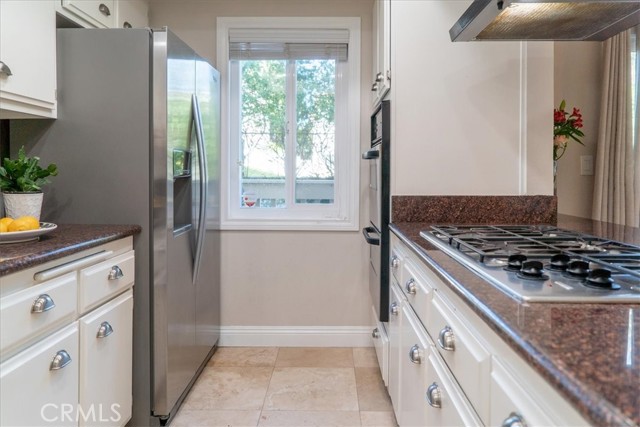 2000 Mathews Avenue, Redondo Beach, California 90278, 2 Bedrooms Bedrooms, ,1 BathroomBathrooms,Residential,Sold,Mathews,SB22063951