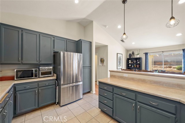 Detail Gallery Image 5 of 18 For 2748 Chuckwagon, Palmdale,  CA 93550 - 3 Beds | 2 Baths