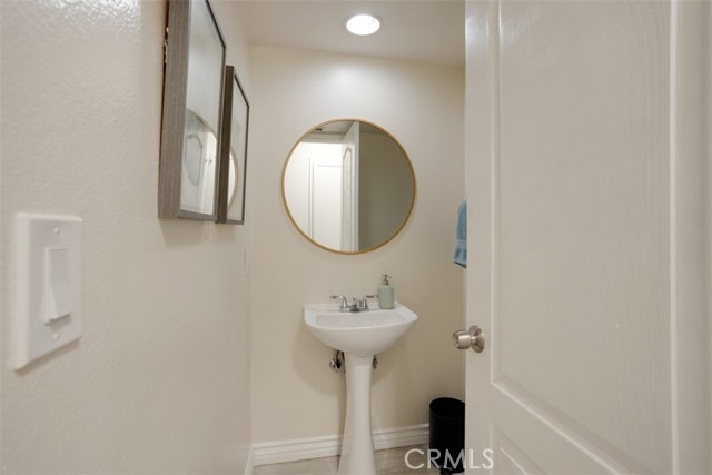 Detail Gallery Image 15 of 43 For 13030 Valleyheart Drive #101,  Studio City,  CA 91604 - 2 Beds | 2/1 Baths