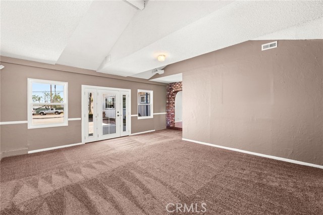 Detail Gallery Image 12 of 32 For 5968 Robinson, Riverside,  CA 92503 - 3 Beds | 2 Baths