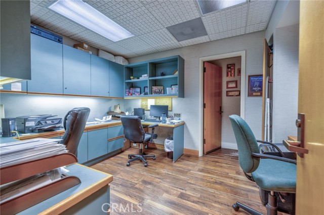 Image 28 of 52 For 16336 Whittier