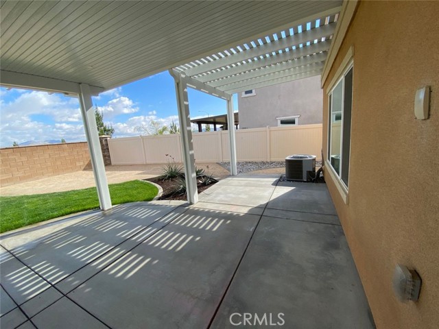 Detail Gallery Image 2 of 4 For 492 Jasmine Way, Perris,  CA 92570 - 3 Beds | 2/1 Baths