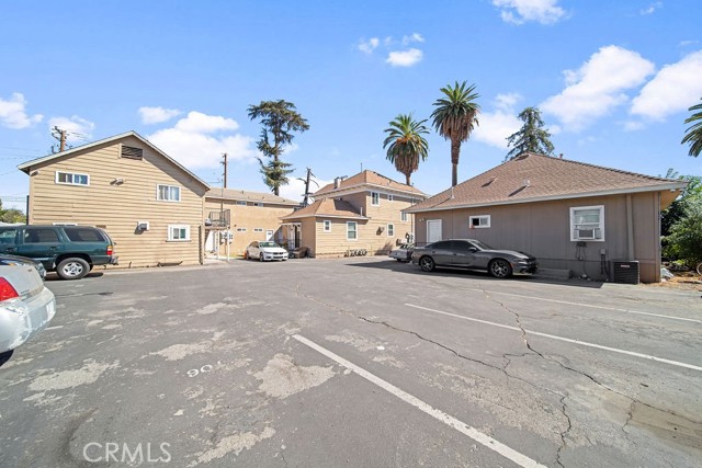 708 W 9th Street, San Bernardino, California 92410, ,Commercial Sale,For Sale,708 W 9th Street,CRIG24209229