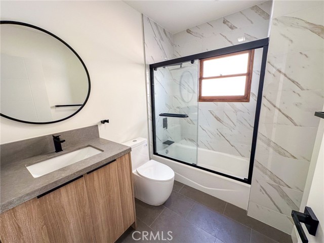 Detail Gallery Image 7 of 29 For 1642 5th Ave, Los Angeles,  CA 90019 - – Beds | – Baths