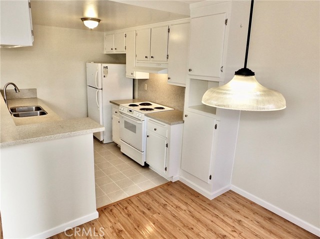 Detail Gallery Image 17 of 39 For 420 Redondo Ave #209,  Long Beach,  CA 90814 - 1 Beds | 1 Baths